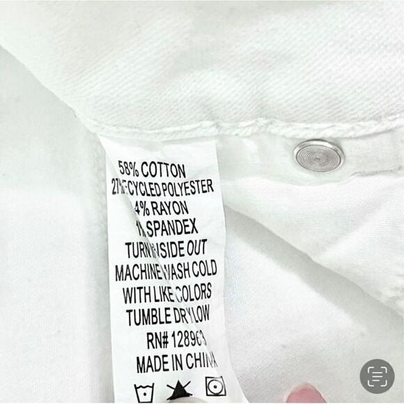 Indigo Rein White Destroyed Skinny Stretchy Capris Jeans Sz 27 - Picture 9 of 10